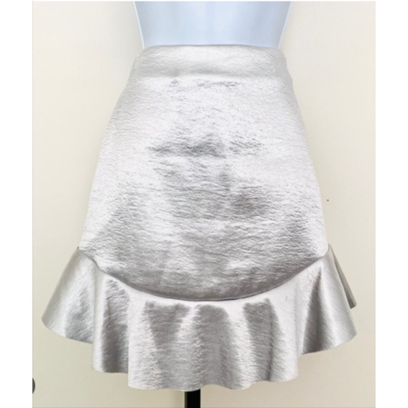 H&M silver metallic mini skirt with Flounced Hem Size 4 - Picture 1 of 4